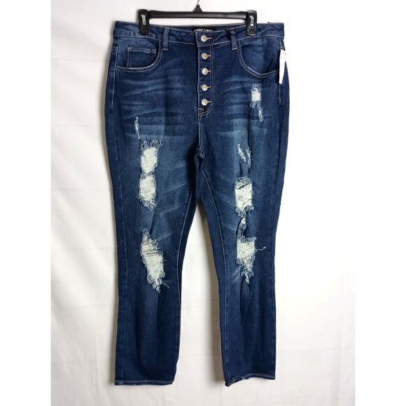 Almost Famous Women’s High Rise Mom Jeans Size 13 Distressed Stretch NWT - Picture 2 of 9